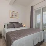 Mira Mel Mit Privaten Pool - Exklusiv Вилла Макарска
